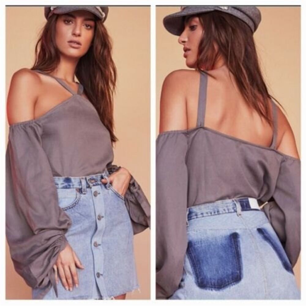 Tularosa Daisey Gray Off the Shoulder Long Sleeve Halter Top